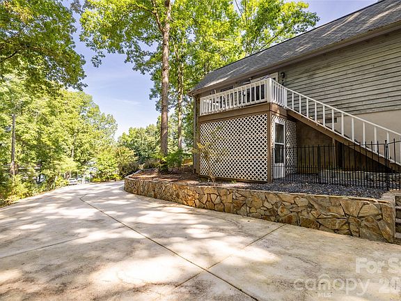 5th image of 281 Jubal Reeves Cir