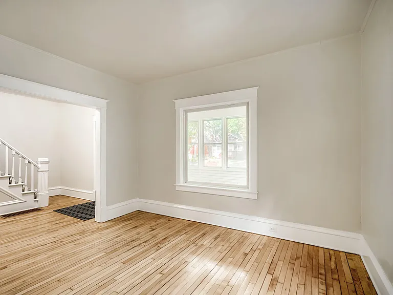 3507 Newton Ave N — Photo 9