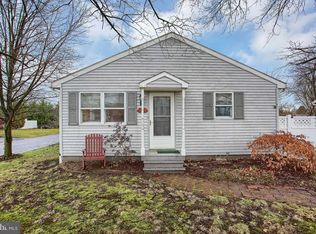 1925 Sterretts Gap Ave, Carlisle, PA 17013
