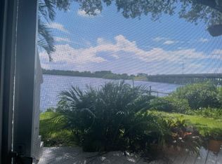 1606 Susie Cir, Ruskin, FL 33570