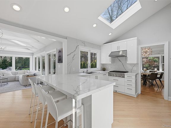 5th image of 53 Windmill Road