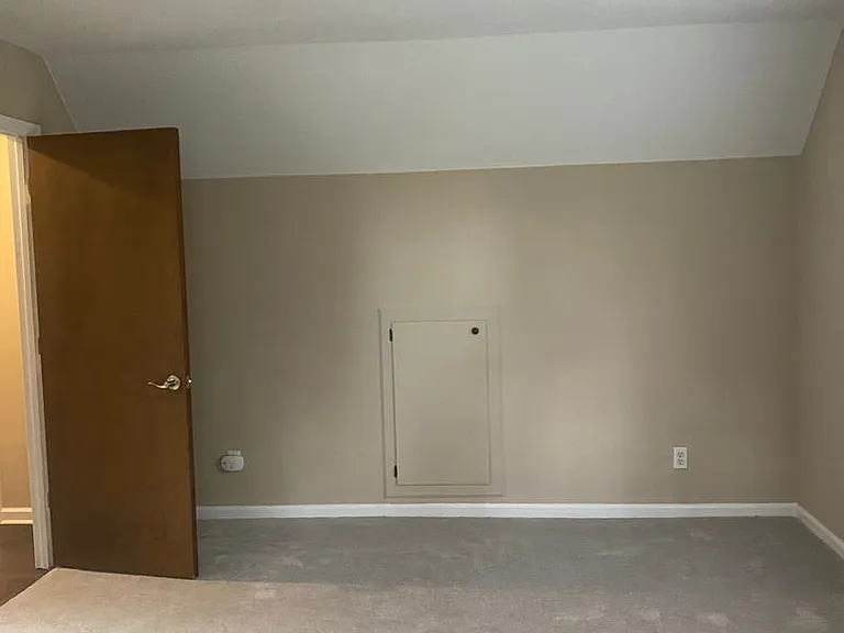 1509 N Respess St — Photo 25