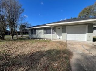 2328 Elgin Ave, Nederland, TX 77627