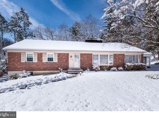 4 W Thompson Ave, Springfield, PA 19064