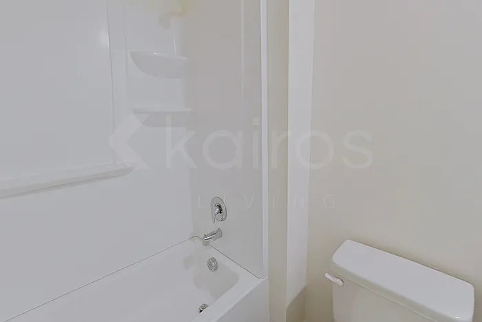 7746 104th Ave — Photo 11