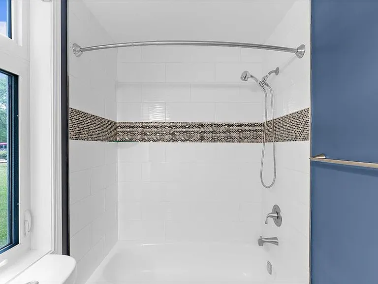 1134 Lake Heron Dr #1B — Photo 25