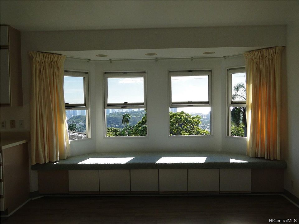 2nd image of 3026 Wailani Rd