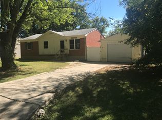 105 Edgewood Dr, Vine Grove, KY 40175