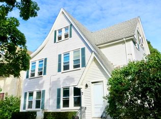 7 Oaklawn St #3, New Bedford, MA 02744
