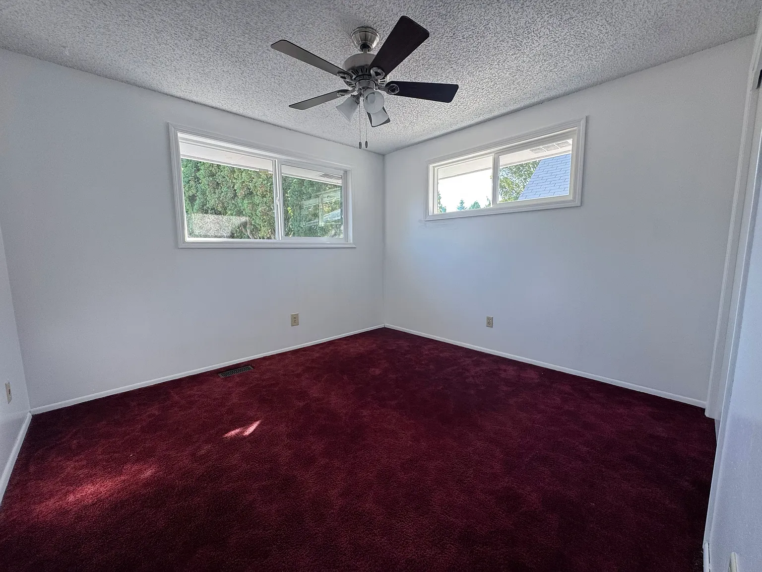 5 bed, 2792 sqft, $3,100 — Photo 4