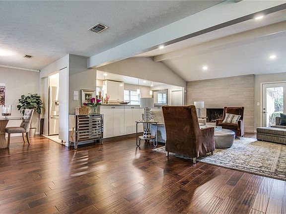 4th image of 1367 San Antone Ln