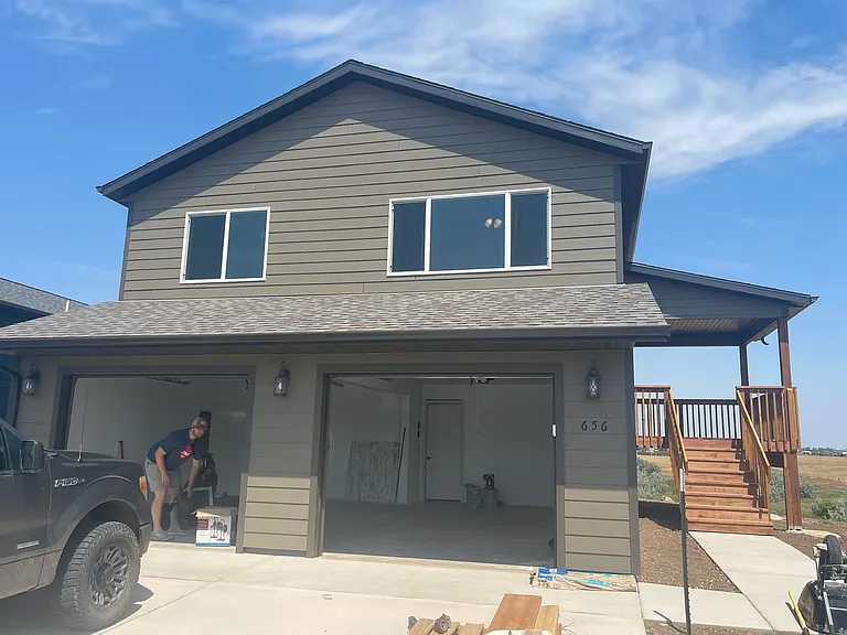 656 Civil Way — Photo 1