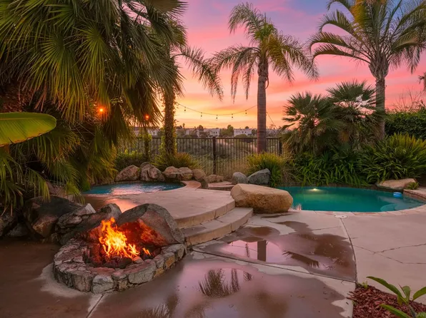 10902 Cloverhurst Way, San Diego, CA 92130