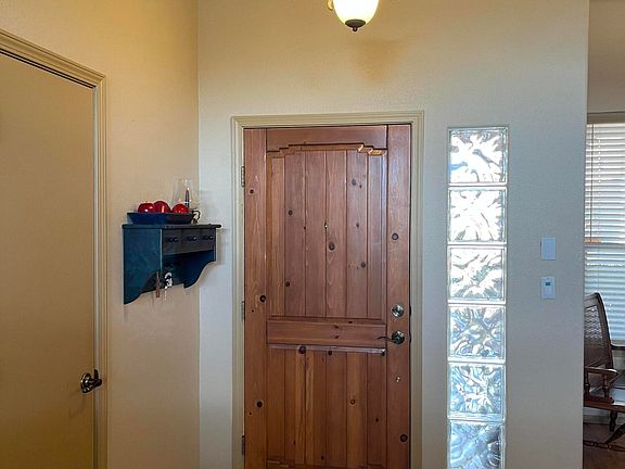 5th image of 4216 Camelback Rd NW