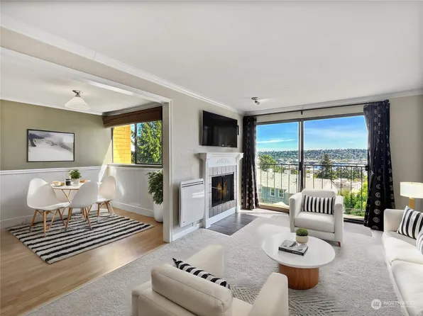 3710 25th Place W #404, Seattle, WA 98199