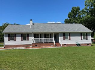 543 Turlington Rd, Suffolk, VA 23434