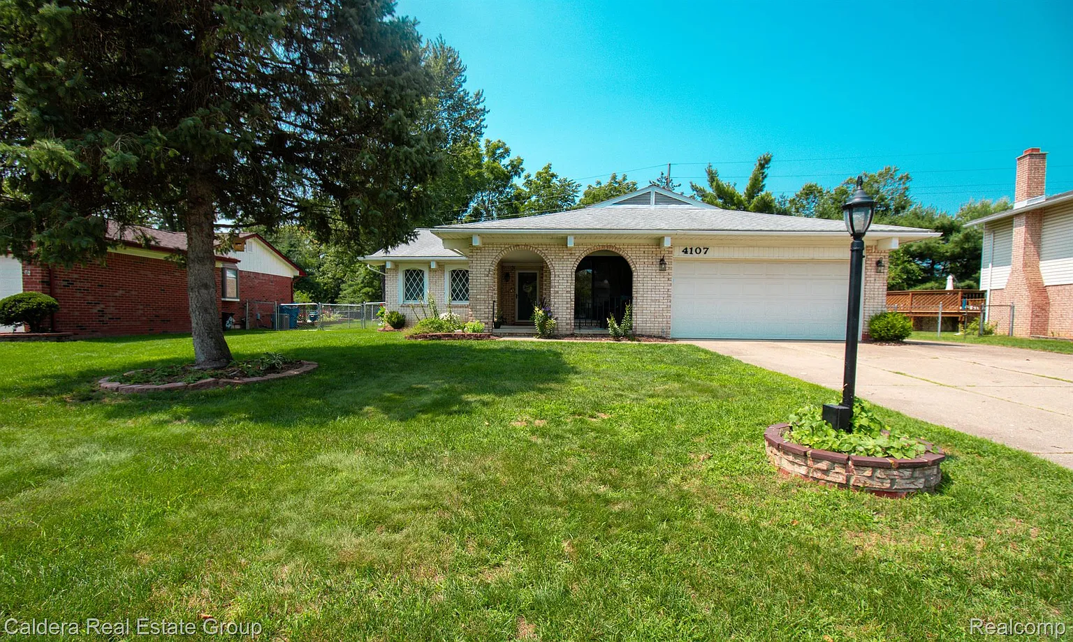 4107 Ironside Dr photo 1