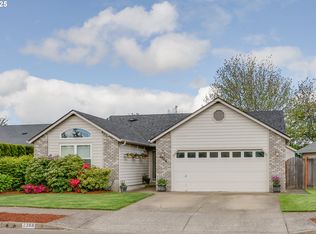 2366 Sony Loop, Eugene, OR 97404