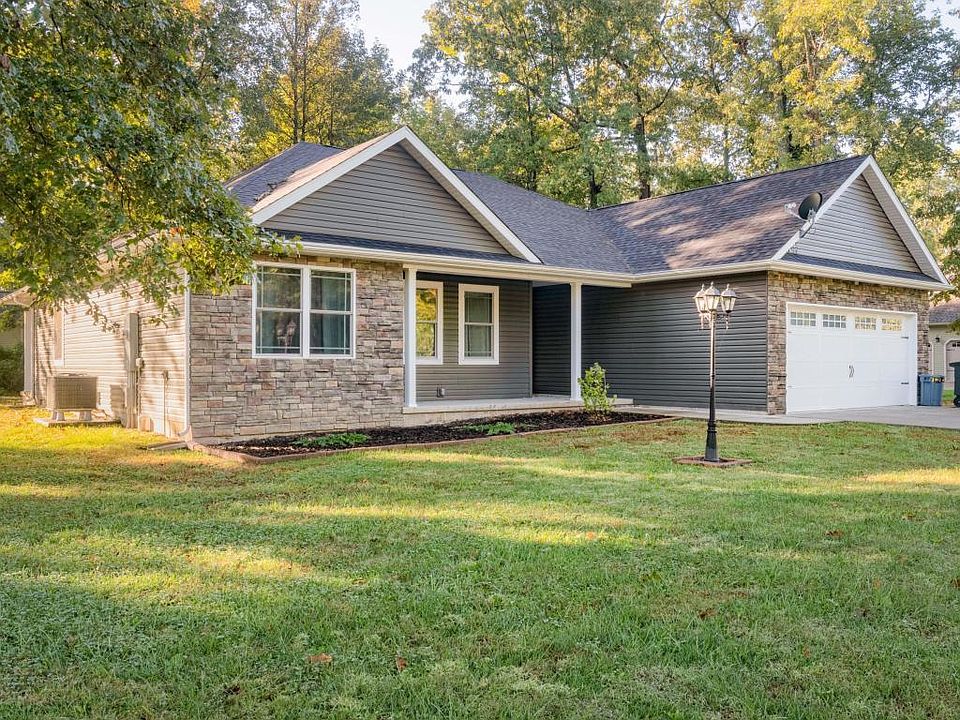 1st image of 406 Margaret Dr