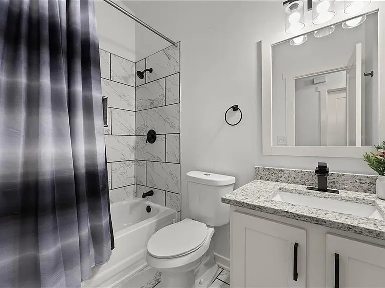 6338 Stablewood Way — Photo 8
