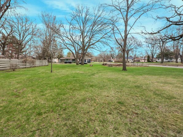 1227 8th Ave SE, Saint Cloud, MN 56304
