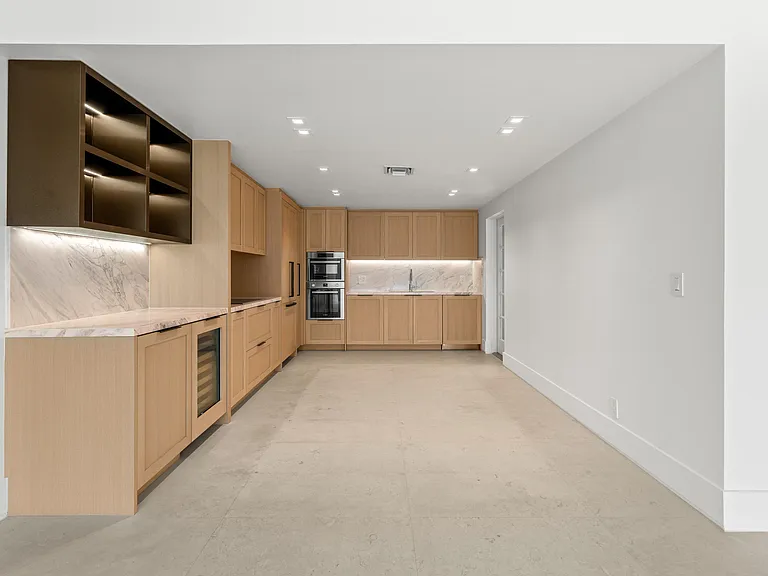2185 Ibis Isle Rd #1 — Photo 15