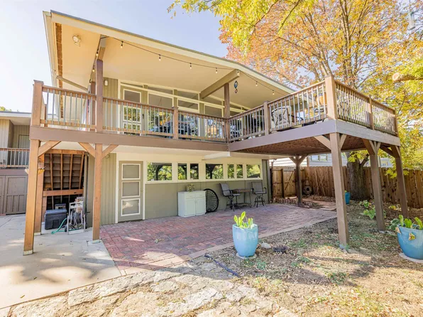 1800 SW 26th St, Topeka, KS 66611