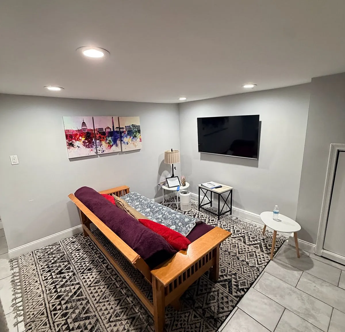 2 bed, 1000 sqft, $2,600 — Photo 2