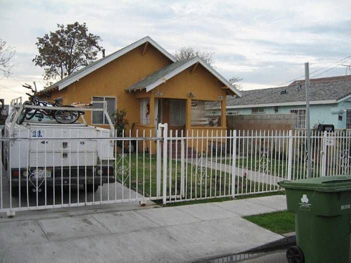 2nd image of 5885 Mettler Ave