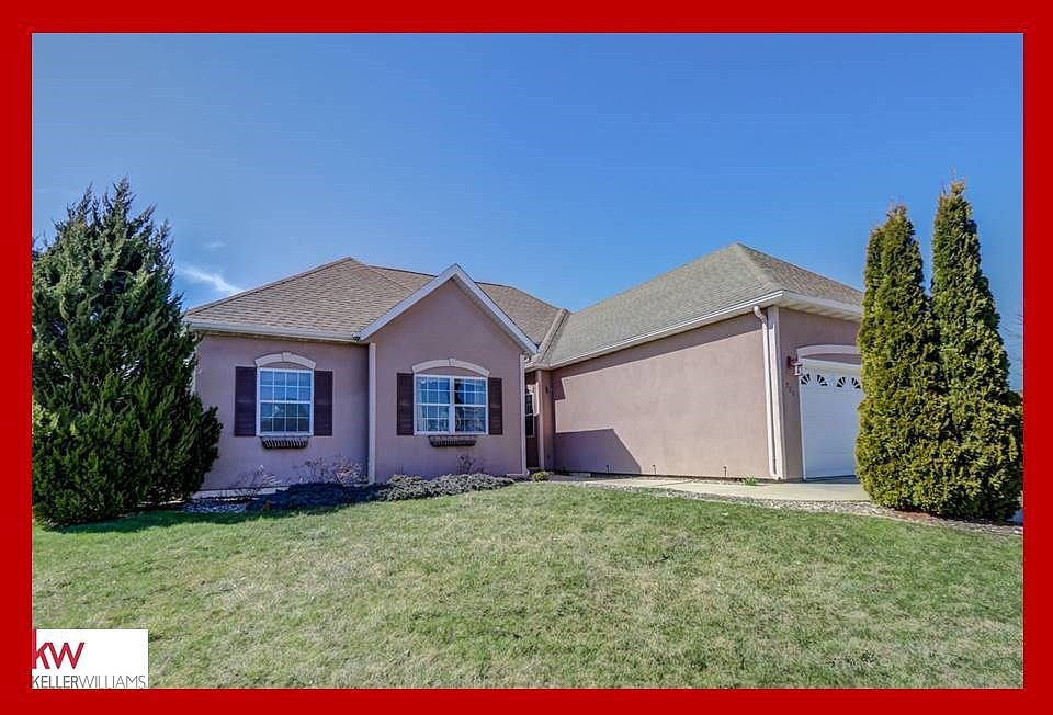 1st image of 725 Heartbeat Cir