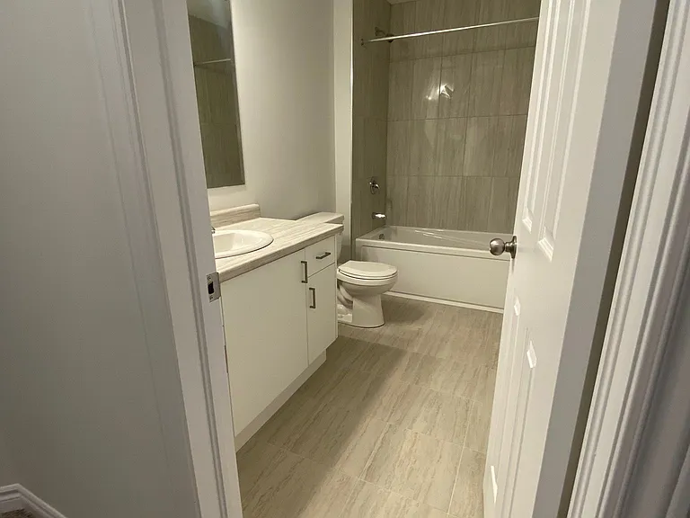 3028 Turner Cres — Photo 10