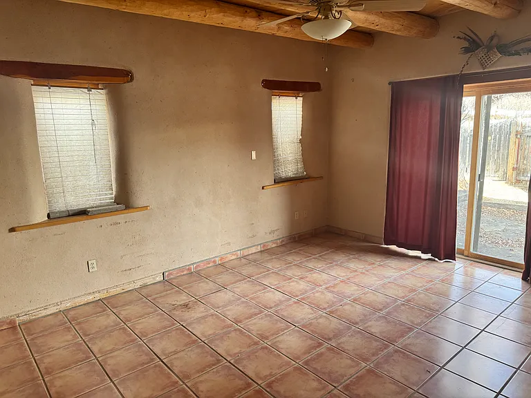 415 Valverde St #1055 — Photo 12