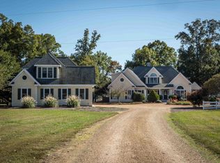 4421 Black Stump Rd, Weems, VA 22576