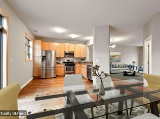 741 Victoria St S, Saint Paul, MN 55102