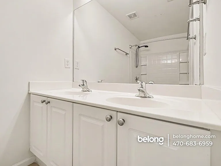 1429 Liberty Pkwy NW — Photo 8