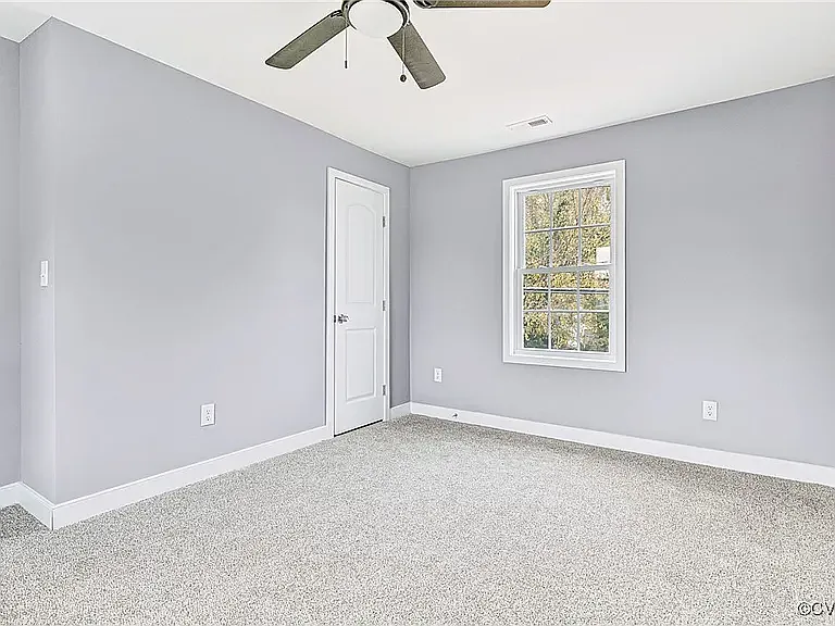 1025 Bolling St — Photo 10