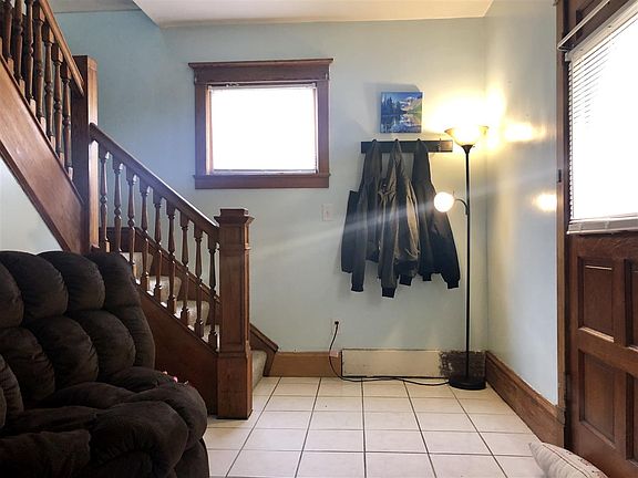 2nd image of 1001 E Losey St