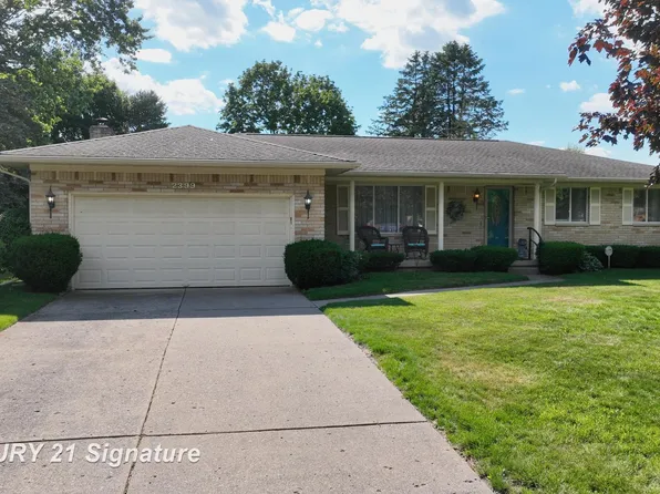 2399 Plainview Dr, Flushing, MI 48433