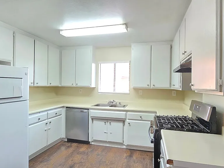 Place-Cap800 — Photo 3
