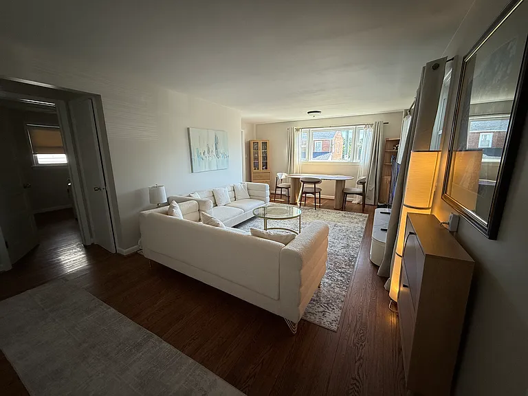 2012 S Lincoln St #2 — Photo 3