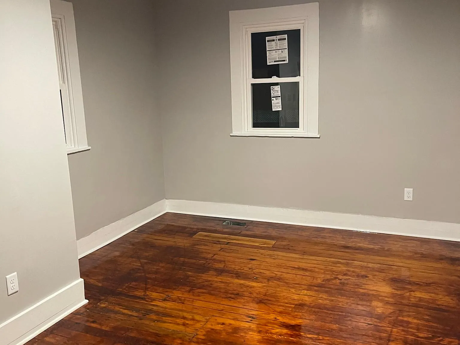 4 bed, 1200 sqft, $2,100 — Photo 1