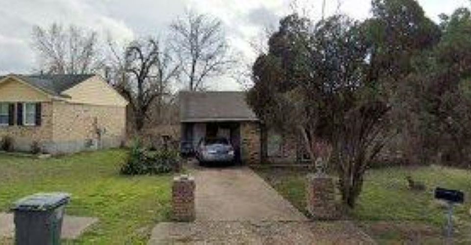 2nd image of 2535 Chattering Ln