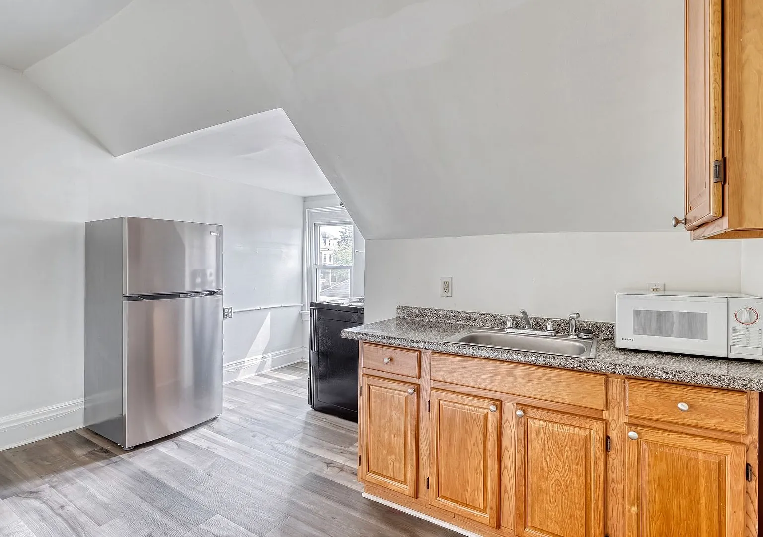 2318 N 5th St — Photo 2