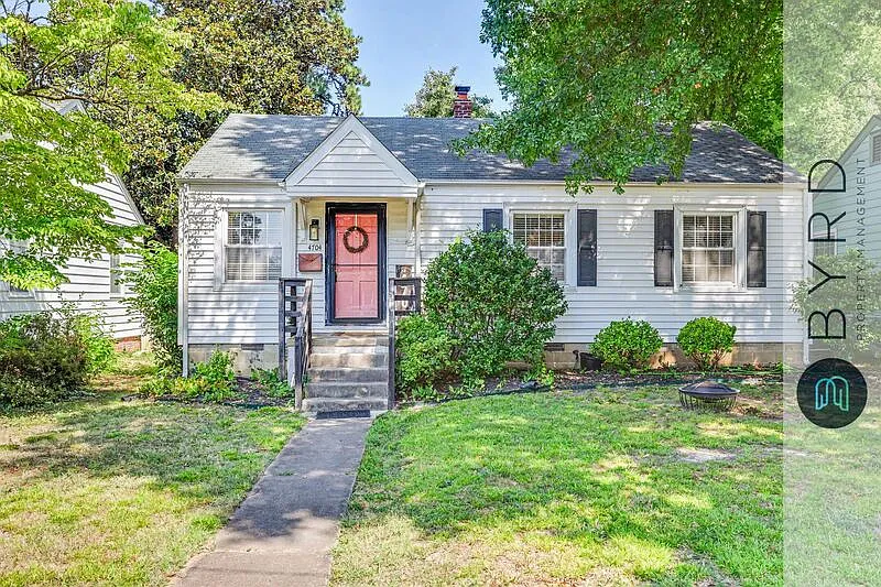 3 bed, 1.0 bath, 980 sqft, $2,495 — Photo 2