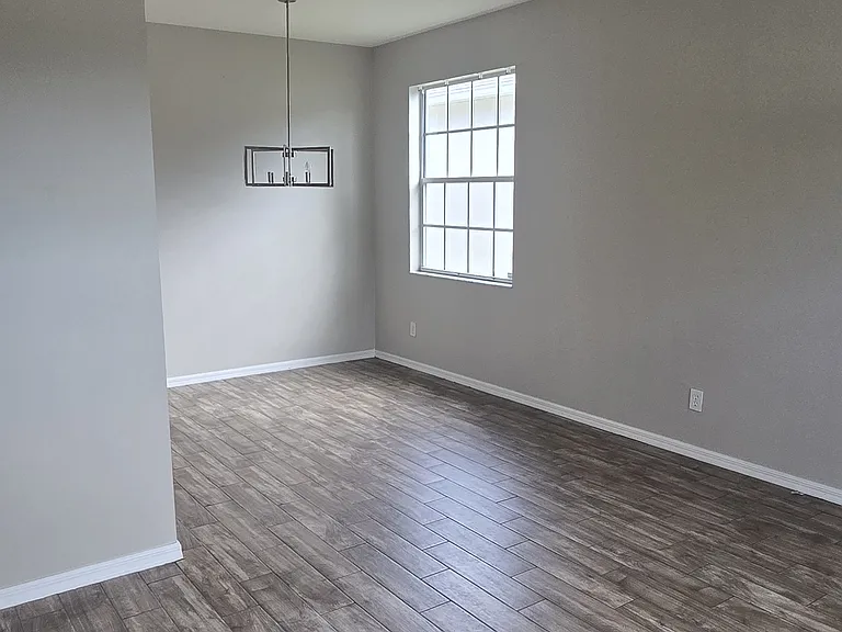 3249 Downan Point Dr — Photo 8