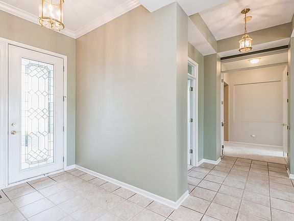 3rd image of 13077 Stone Creek Ct