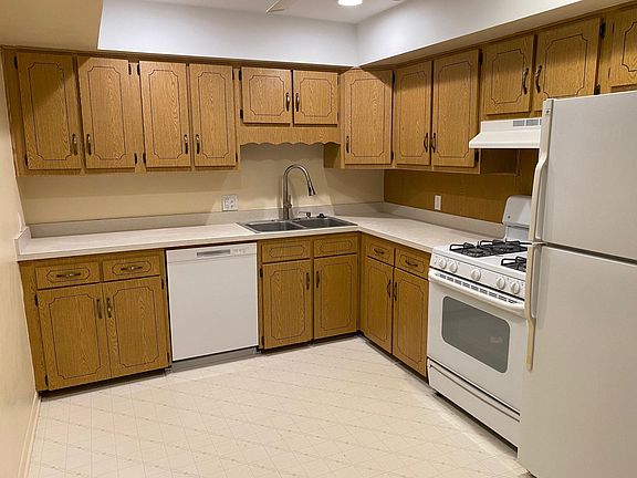 4th image of 16890 Edloytom Way APT 134