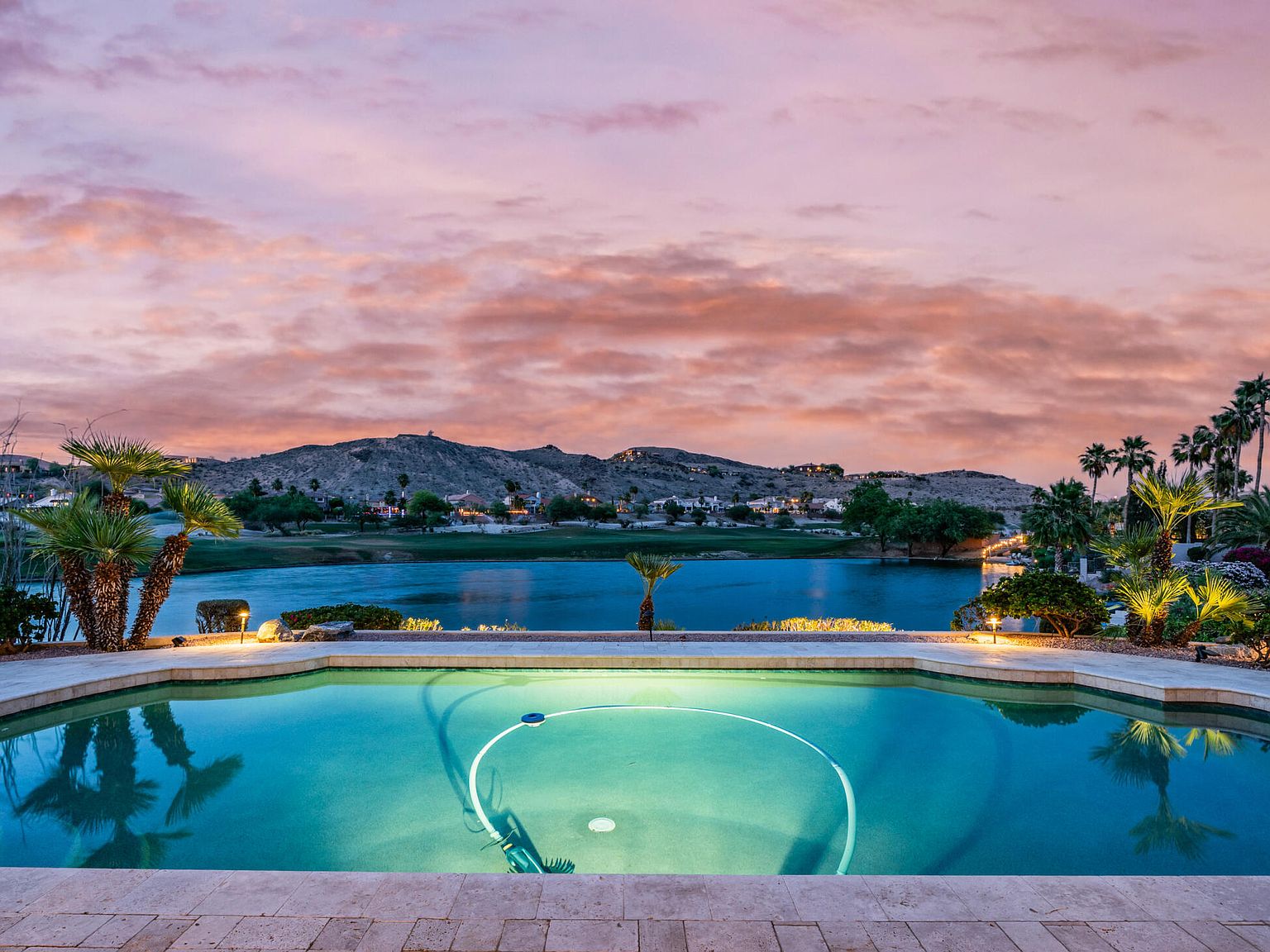 9c842ddade55b520f94398fb4df83f