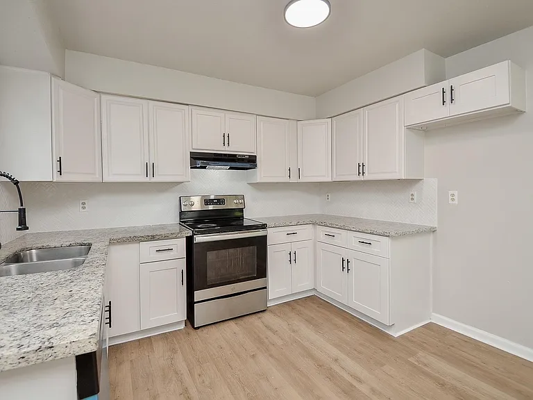 9903 Bromel Station St — Photo 12