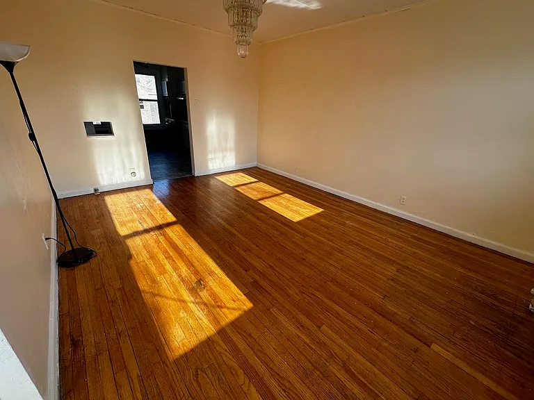 28 Lincoln St #2 — Photo 7